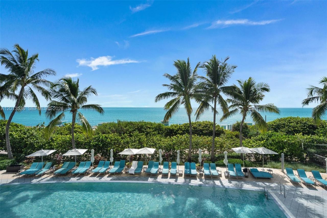 6799 Collins Ave, Unit 205, Miami Beach, FL 33141 Photo