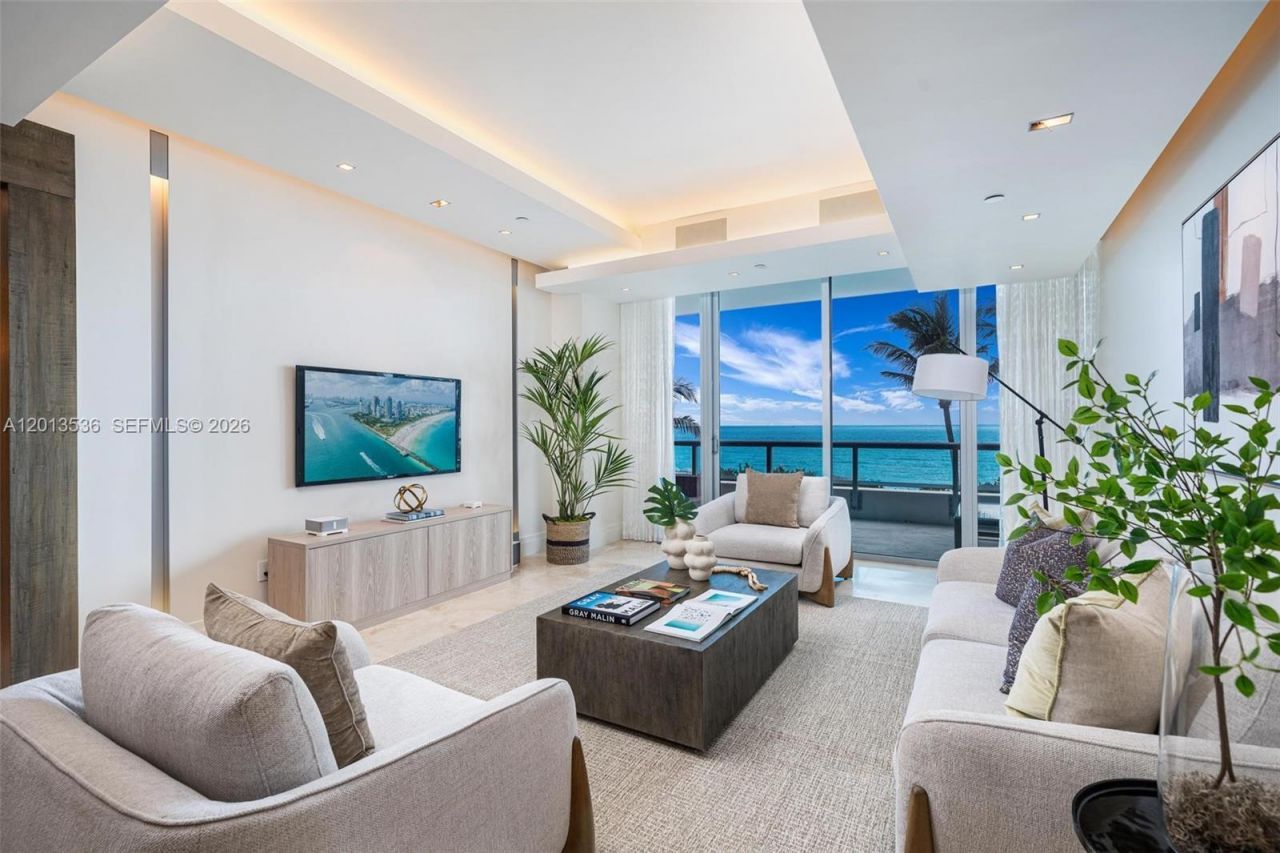 6799 Collins Ave, Unit 205, Miami Beach, FL 33141 Photo