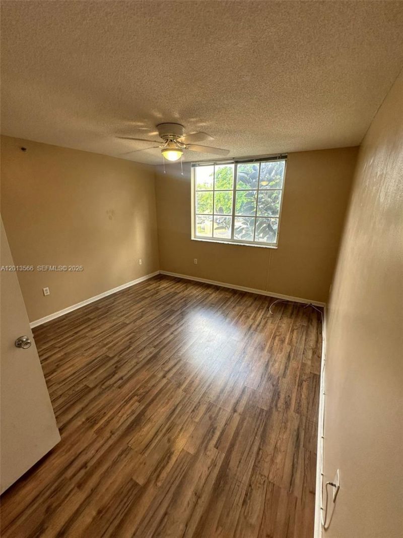 4828 N State Road 7, Unit 8205, Coconut Creek, FL 33073 Photo