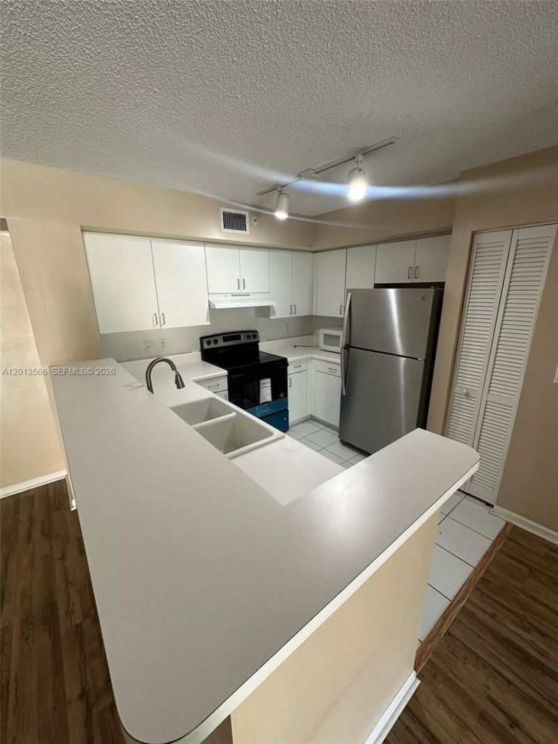 4828 N State Road 7, Unit 8205, Coconut Creek, FL 33073 Photo