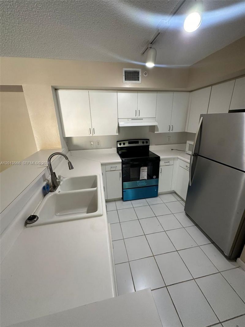 4828 N State Road 7, Unit 8205, Coconut Creek, FL 33073 Photo