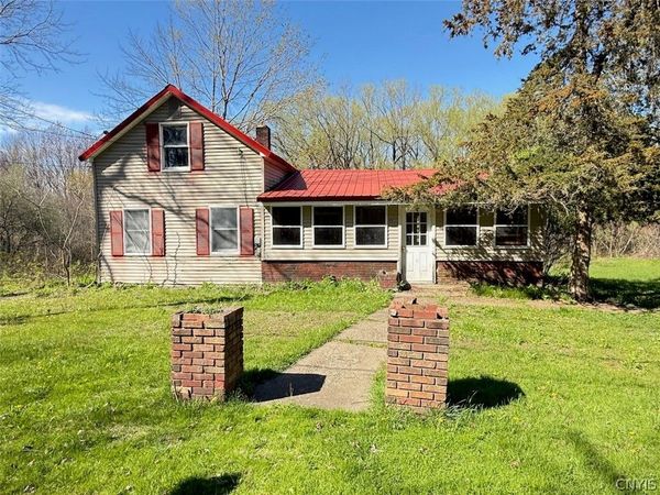 328 Ouderkirk Road , Pulaski, NY 13142