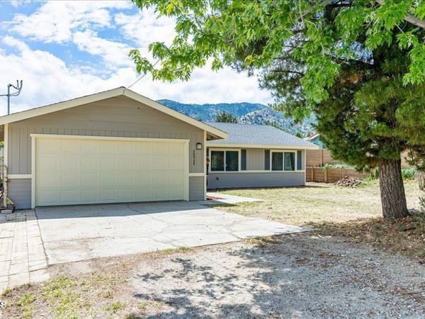 20924 Brentwood Drive, Tehachapi, CA 93561