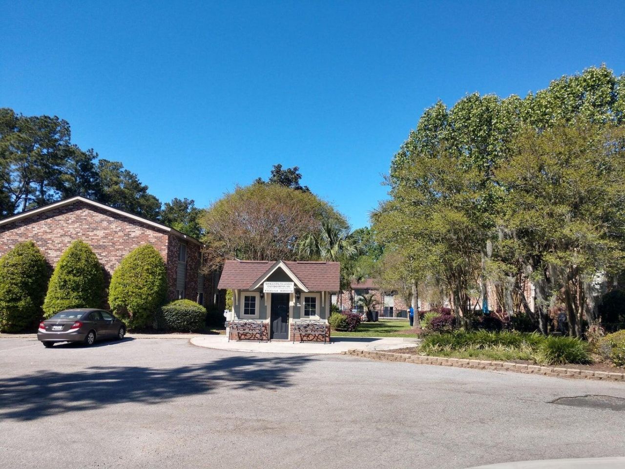 704 Andrea Court Photo 7