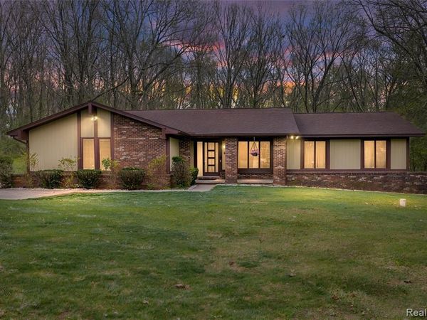 9730 Gibbs Road, Springfield Twp, MI 48348