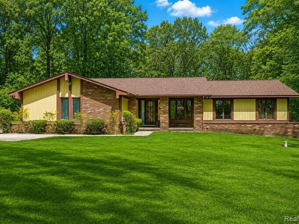 9730 Gibbs Road, Springfield Twp, MI 48348