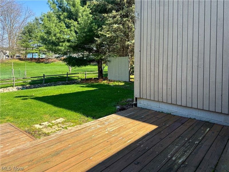 105 Topaz Trail, Cortland, OH 44410 Photo 18