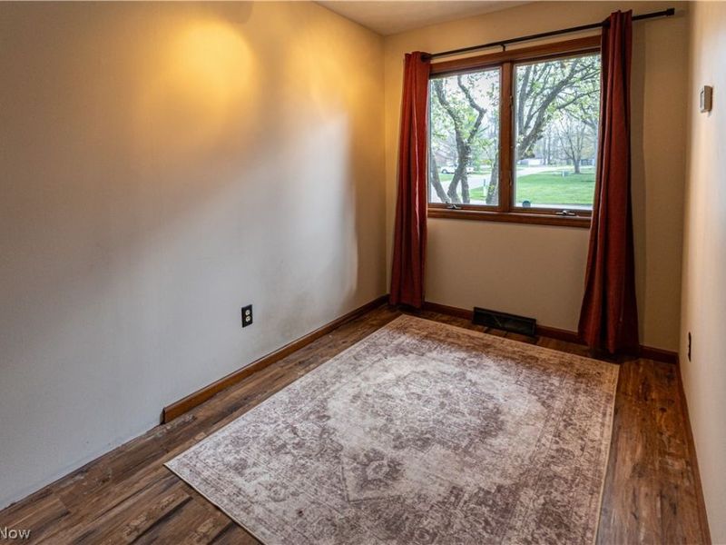 105 Topaz Trail, Cortland, OH 44410 Photo 8