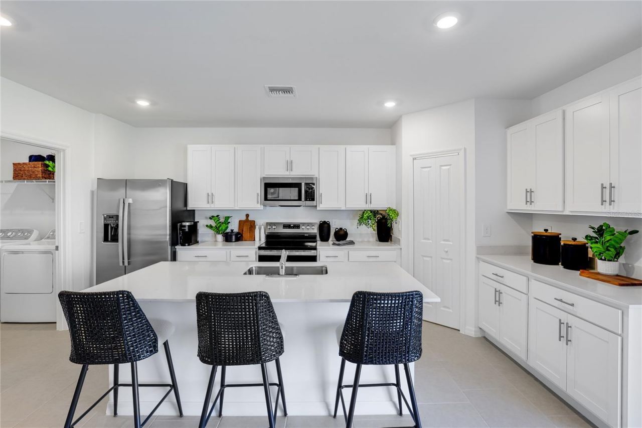 18047 Mellon Street, Parrish, FL 34219 Photo