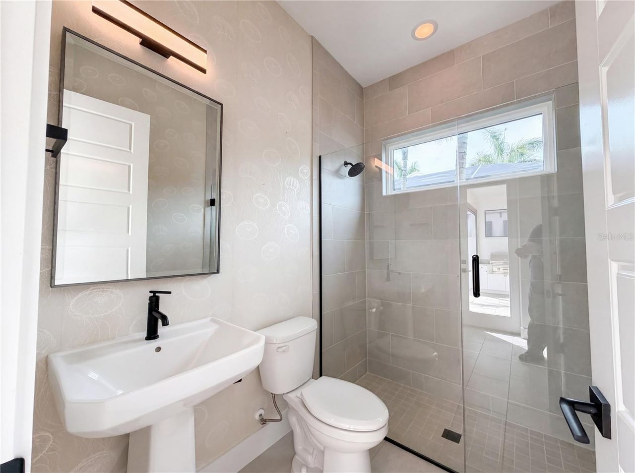 5911 Redbay Boulevard, Bradenton, FL 34210 Photo