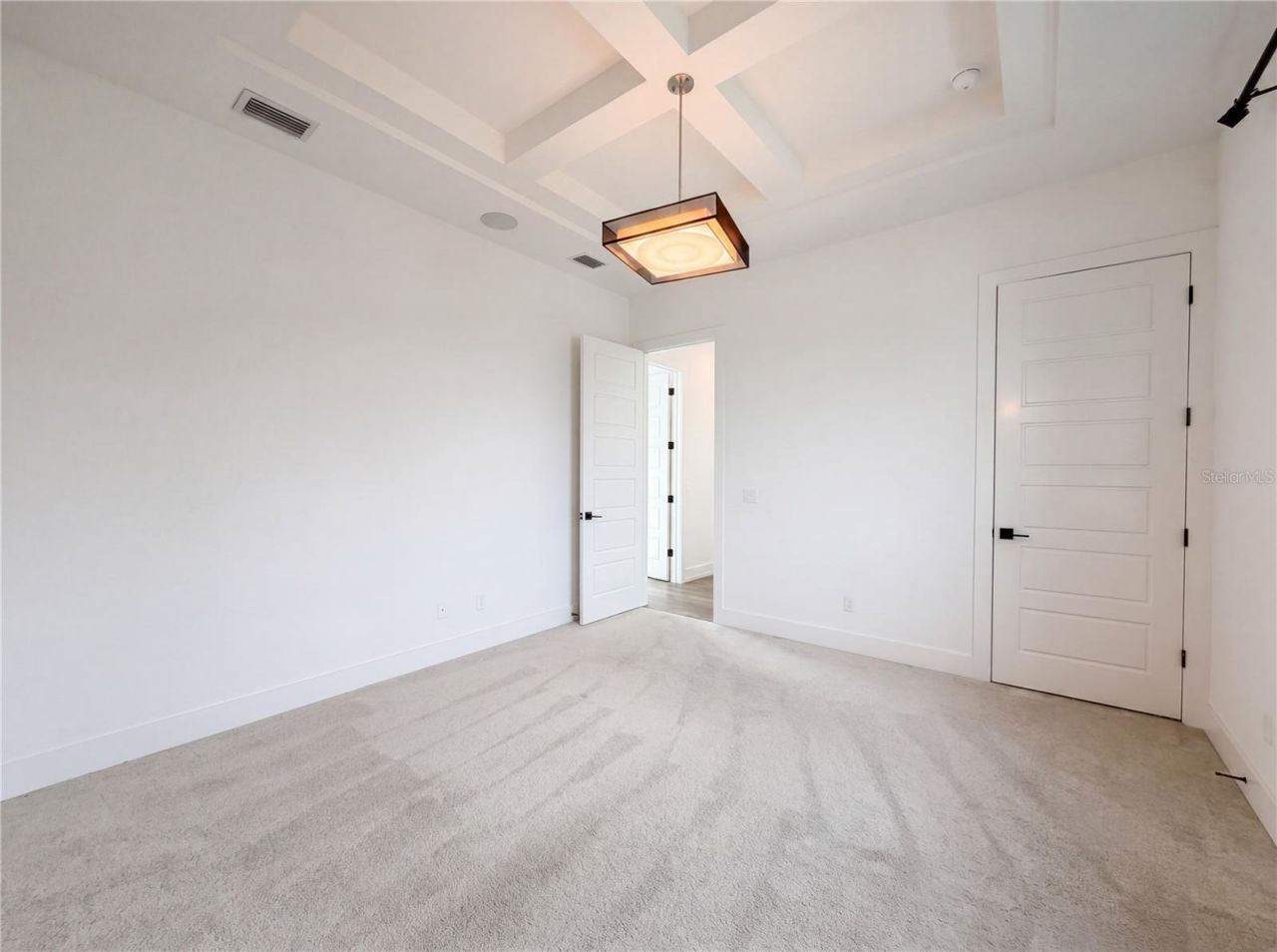 5911 Redbay Boulevard, Bradenton, FL 34210 Photo