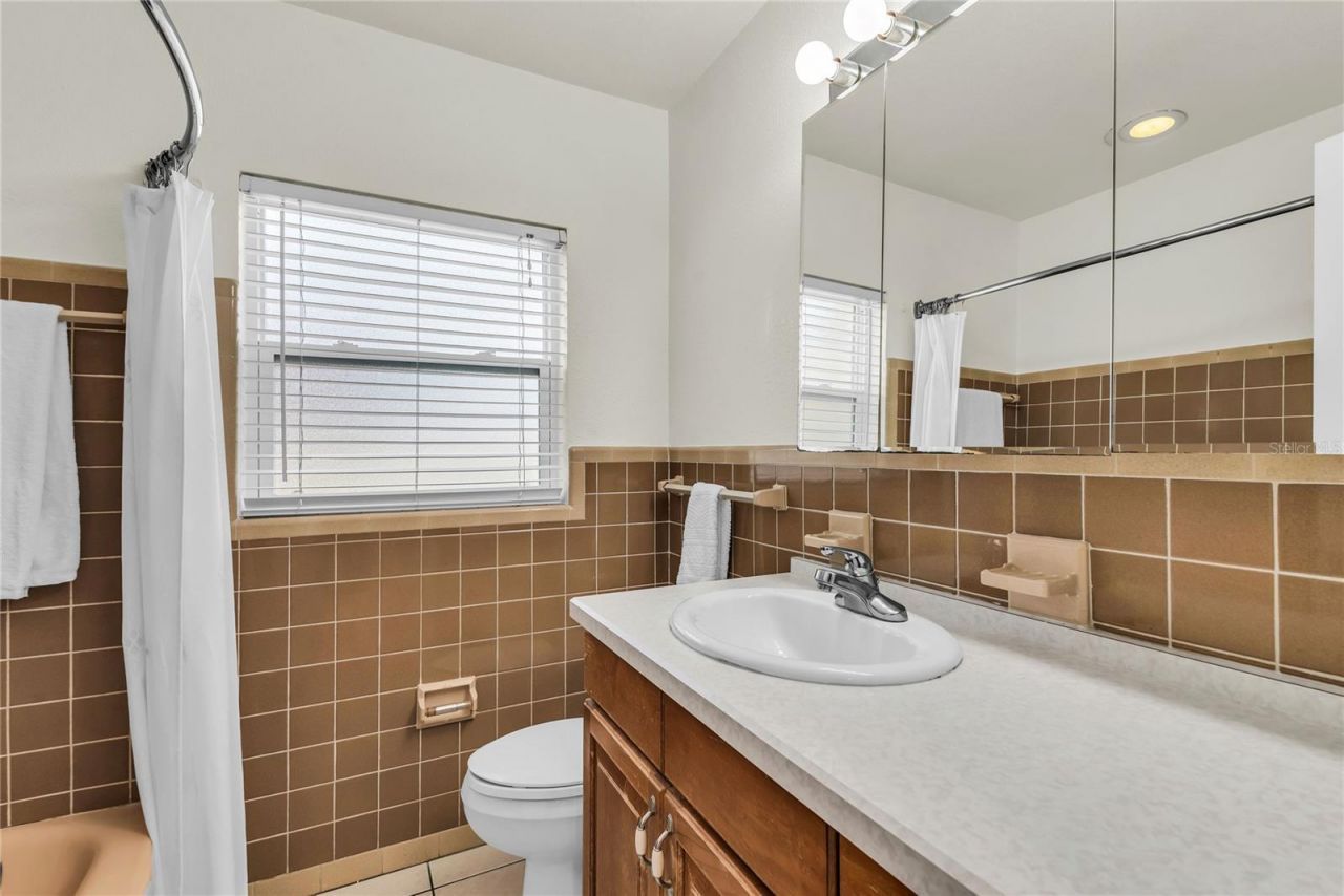 2231 Homewood Drive, Belle Isle, FL 32809 Photo