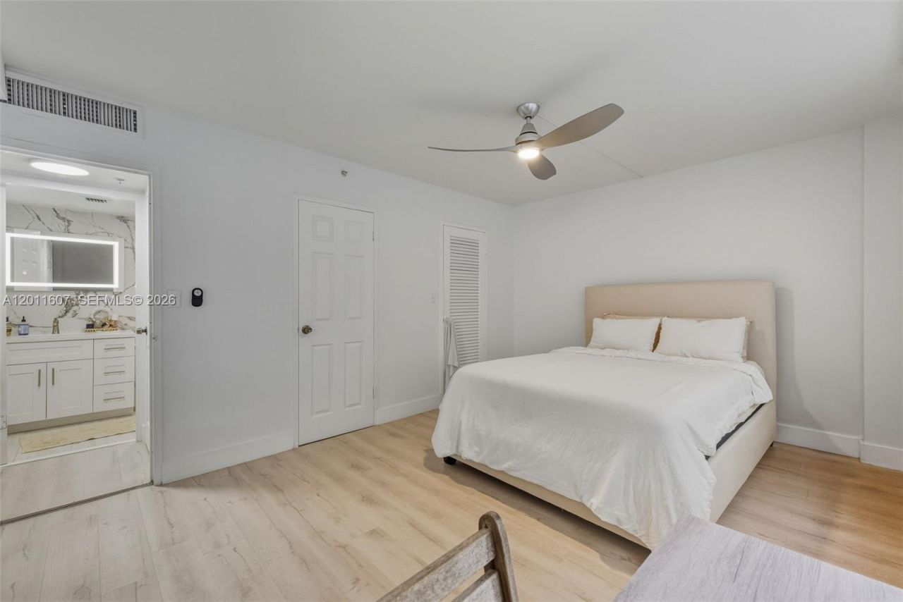 9195 Collins Ave , Unit 404, Surfside, FL 33154 Photo