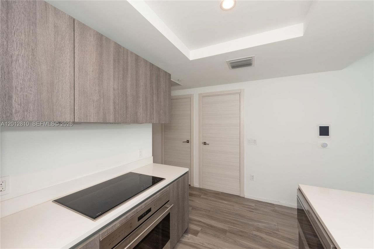 801 S Miami Ave , Unit 1602, Miami, FL 33130 Photo