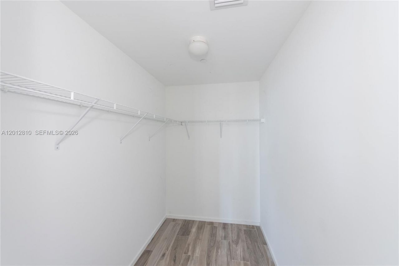 801 S Miami Ave , Unit 1602, Miami, FL 33130 Photo