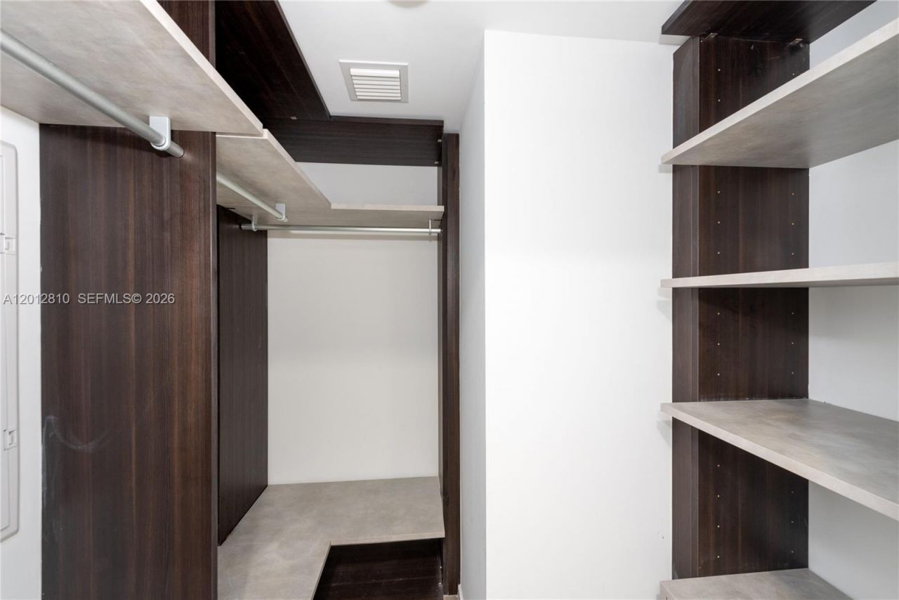 801 S Miami Ave , Unit 1602, Miami, FL 33130 Photo