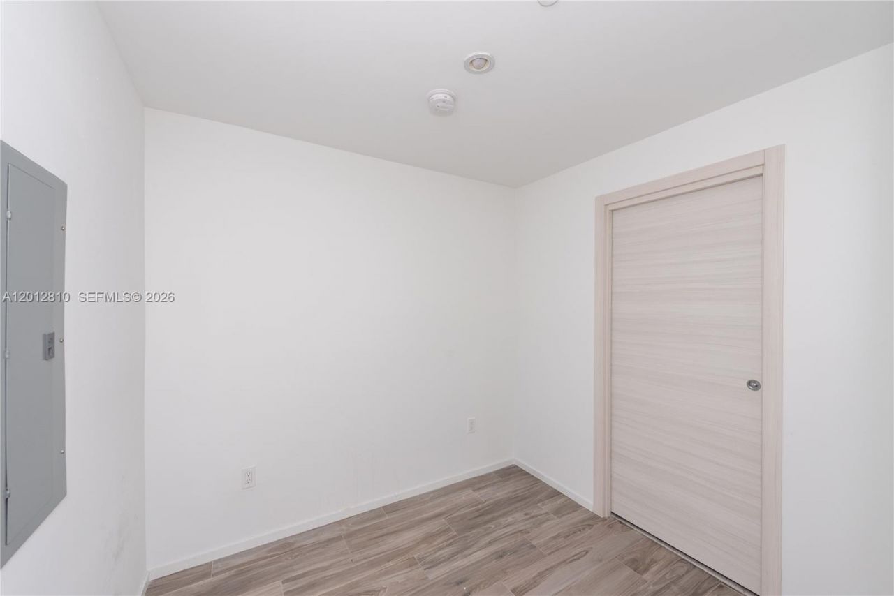 801 S Miami Ave , Unit 1602, Miami, FL 33130 Photo