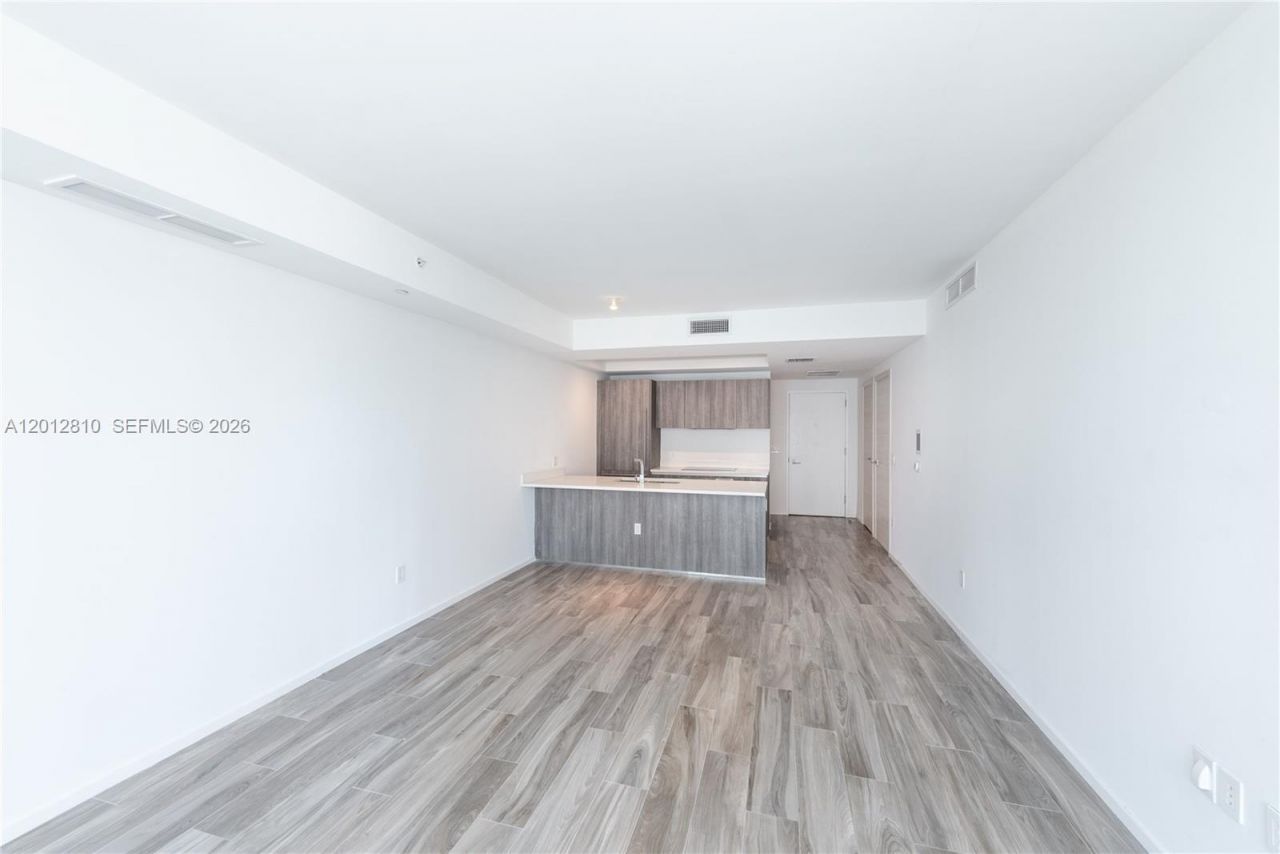 801 S Miami Ave , Unit 1602, Miami, FL 33130 Photo