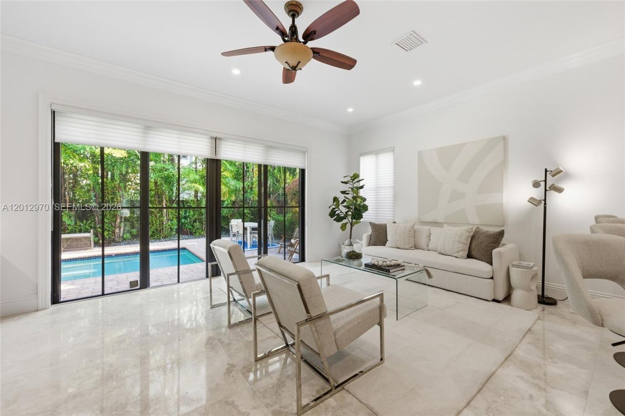 1704 NE 1st St, Fort Lauderdale, FL 33301 Photo