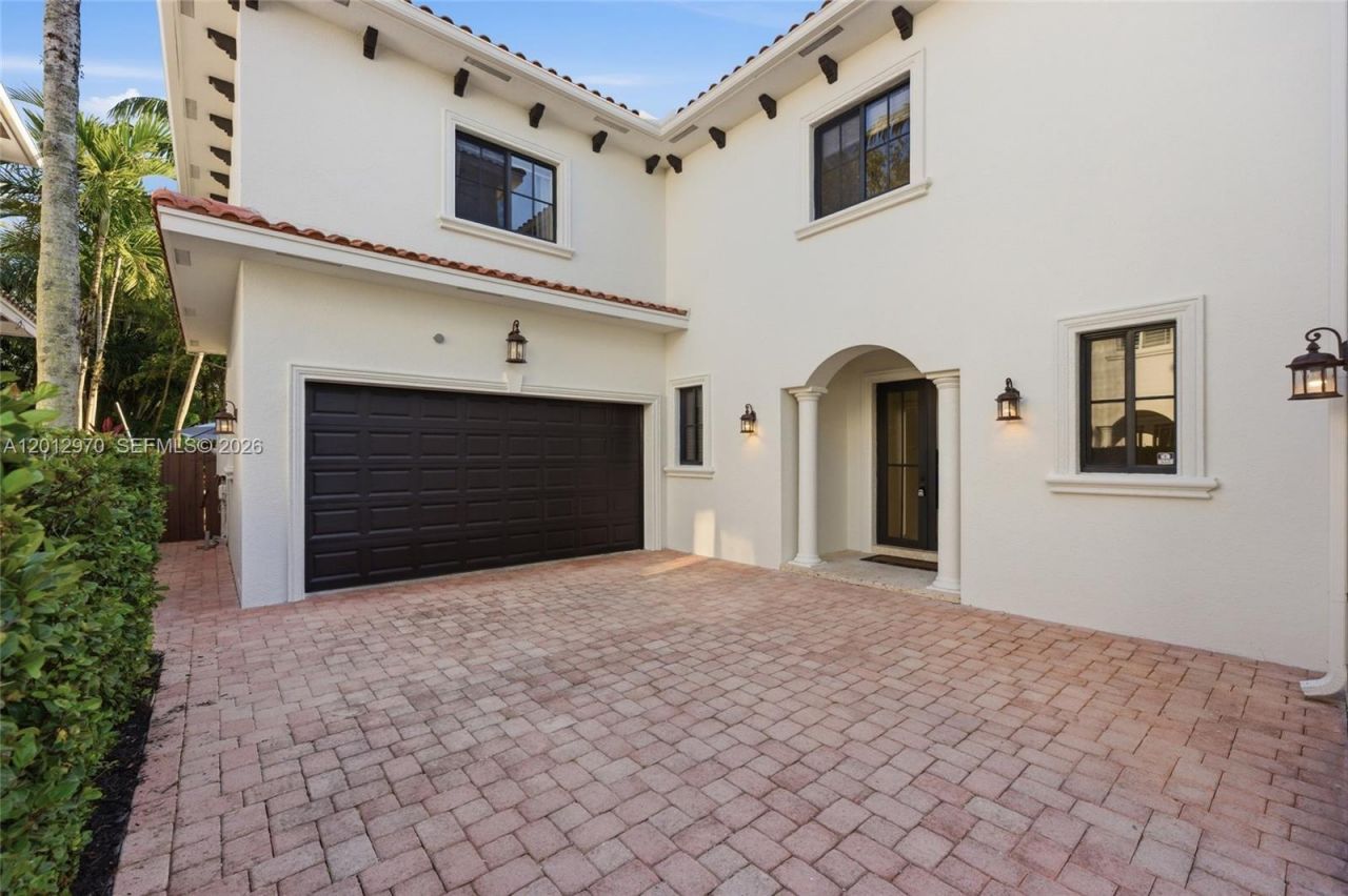 1704 NE 1st St, Fort Lauderdale, FL 33301 Photo