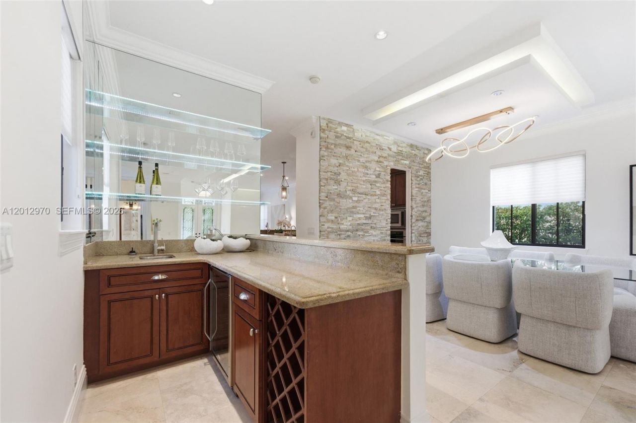 1704 NE 1st St, Fort Lauderdale, FL 33301 Photo