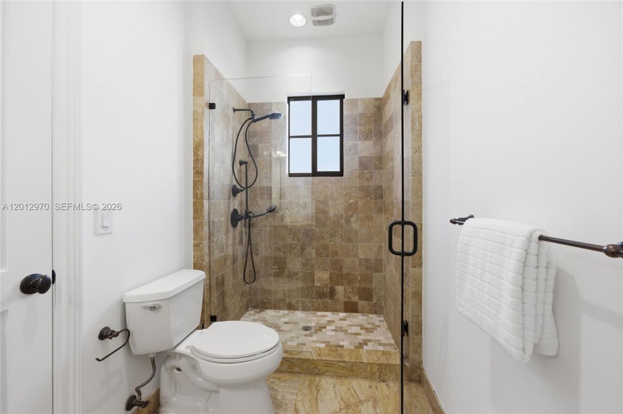 1704 NE 1st St, Fort Lauderdale, FL 33301 Photo