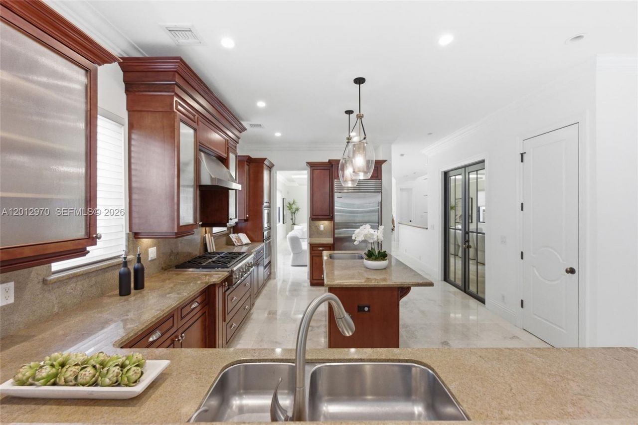 1704 NE 1st St, Fort Lauderdale, FL 33301 Photo