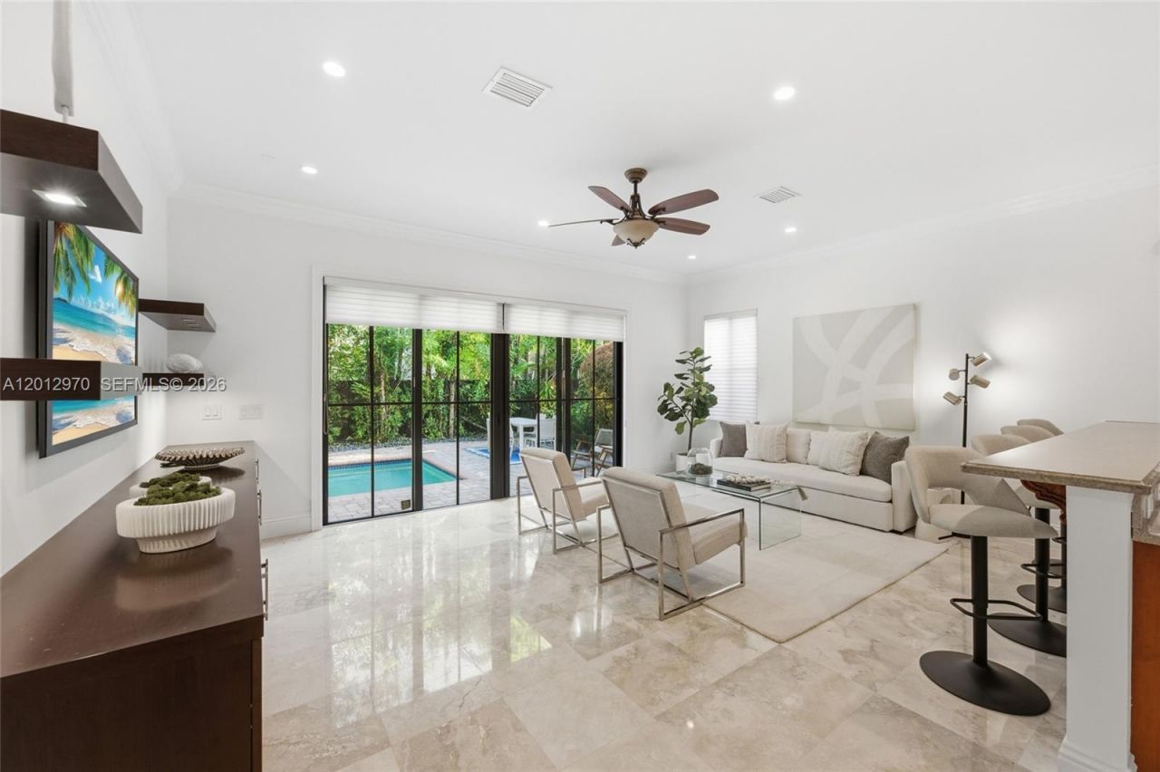 1704 NE 1st St, Fort Lauderdale, FL 33301 Photo
