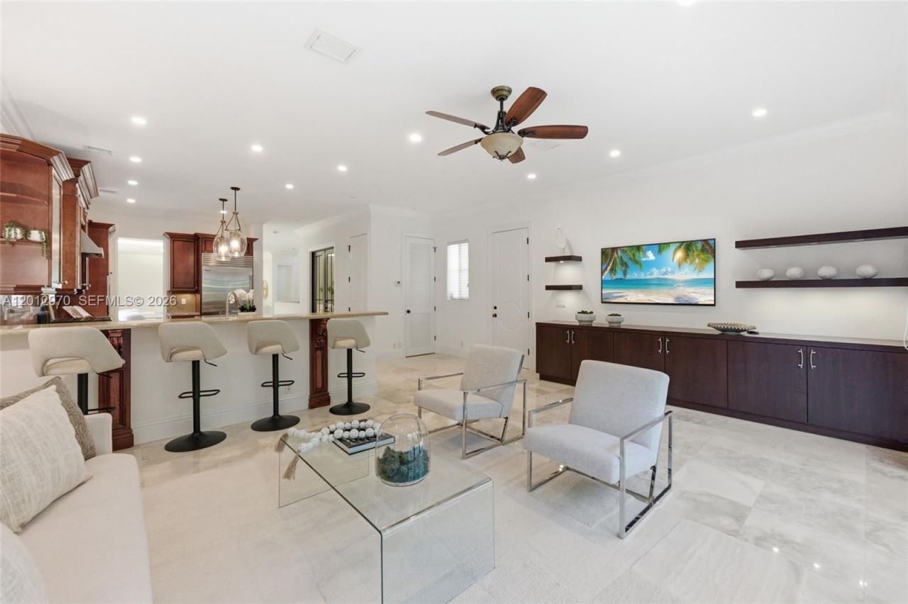 1704 NE 1st St, Fort Lauderdale, FL 33301 Photo