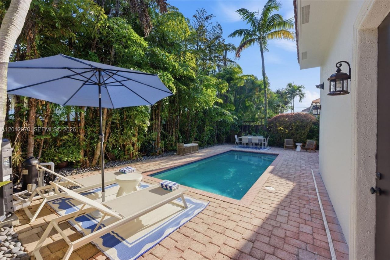 1704 NE 1st St, Fort Lauderdale, FL 33301 Photo