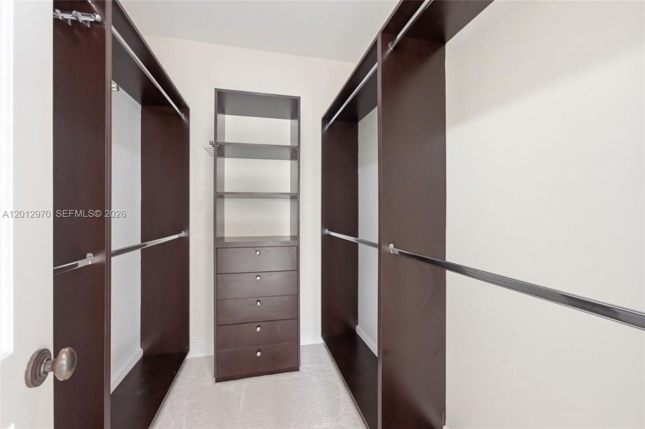 1704 NE 1st St, Fort Lauderdale, FL 33301 Photo
