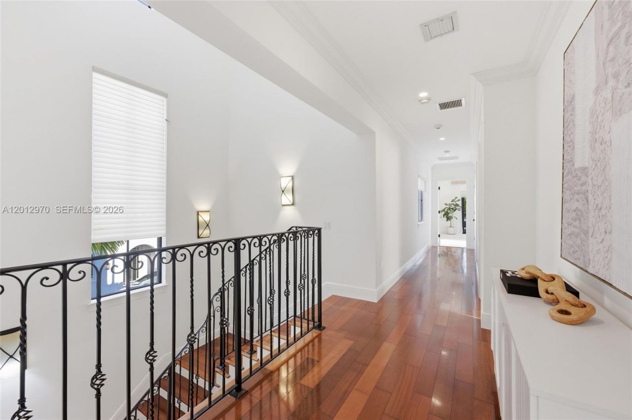 1704 NE 1st St, Fort Lauderdale, FL 33301 Photo
