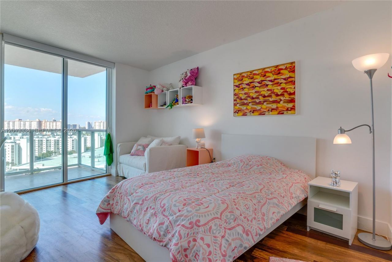 150 Sunny Isles Blvd , Unit 1-1603, Sunny Isles Beach, FL 33160 Photo