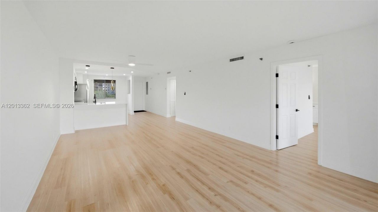 2232 N Cypress Bend Dr , Unit 507, Pompano Beach, FL 33069 Photo
