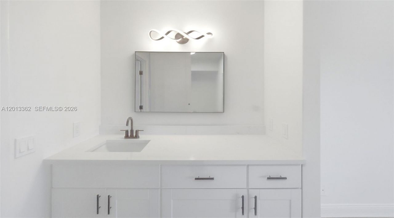 2232 N Cypress Bend Dr , Unit 507, Pompano Beach, FL 33069 Photo