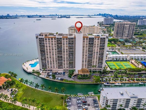 1800 NE 114th St , Unit 601, Miami, FL 33181