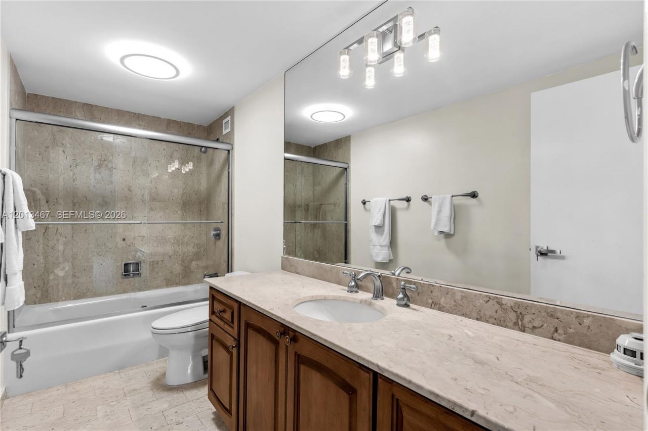 1800 NE 114th St , Unit 601, Miami, FL 33181 Photo