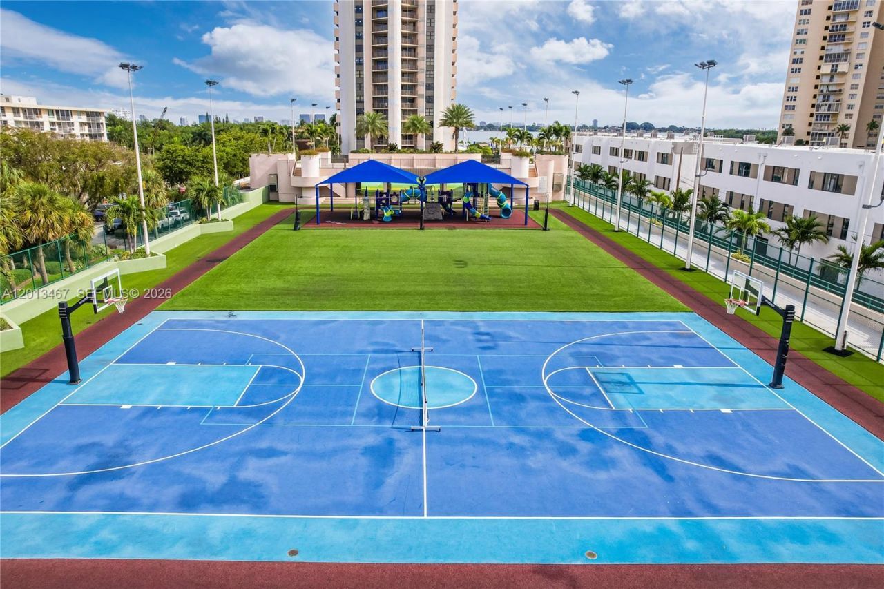 1800 NE 114th St , Unit 601, Miami, FL 33181 Photo