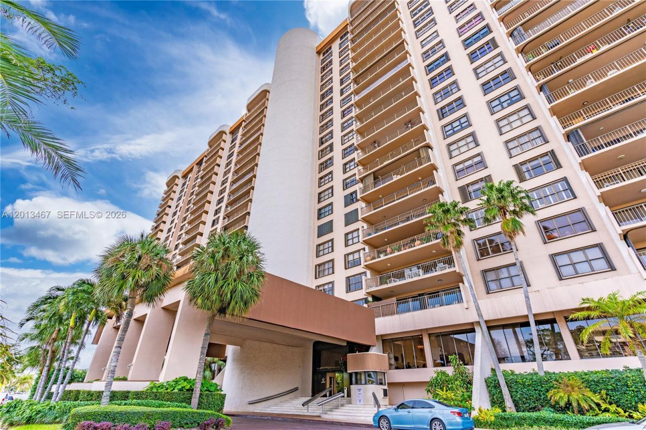 1800 NE 114th St , Unit 601, Miami, FL 33181 Photo