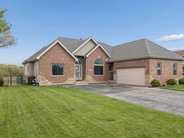 625 Merganser Lane , Peotone, IL 60468