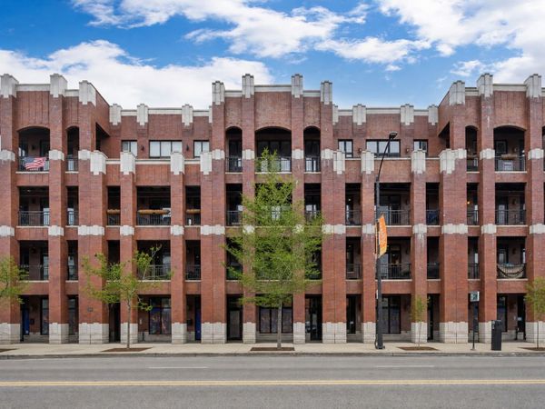 1415 W CHICAGO Avenue, Unit 1, Chicago, IL 60642