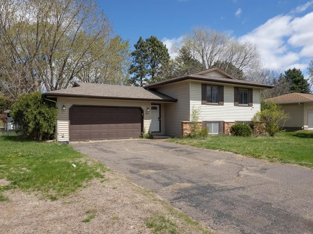 5608 80th Avenue N, Brooklyn Park, MN 55443 Main Photo