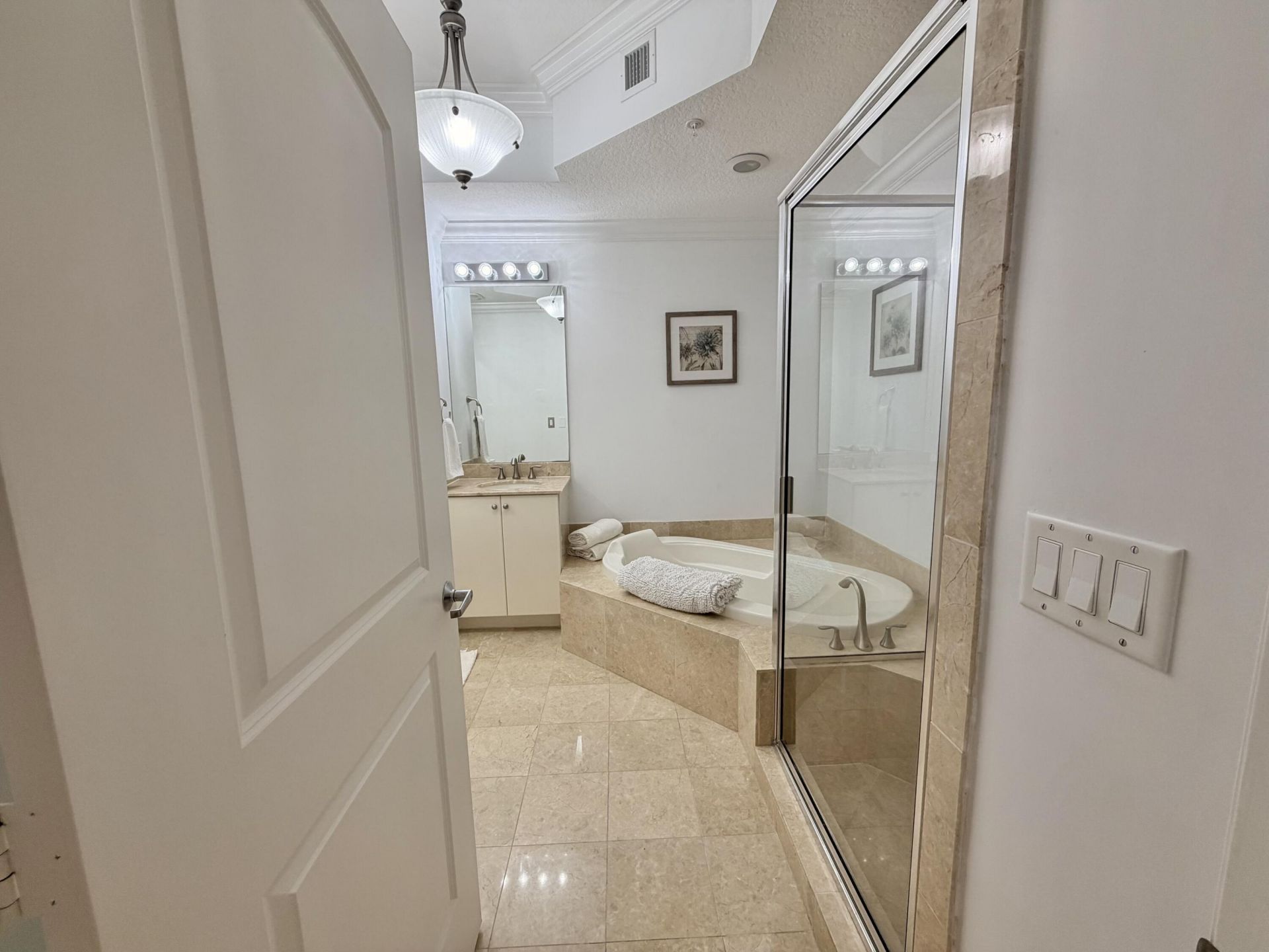 701 S Olive Avenue S, Unit 1413, West Palm Beach, FL 33401 Photo