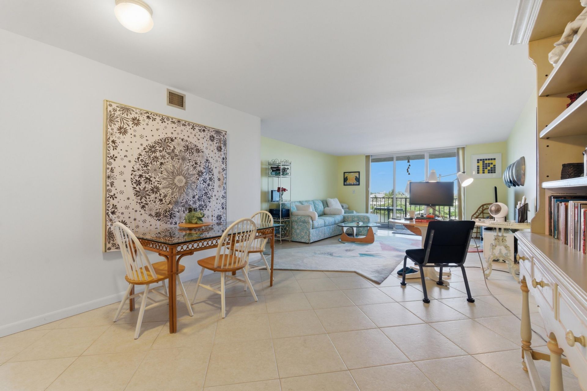 3581 S Ocean Boulevard, Unit Apt 4e, South Palm Beach, FL 33480 Photo