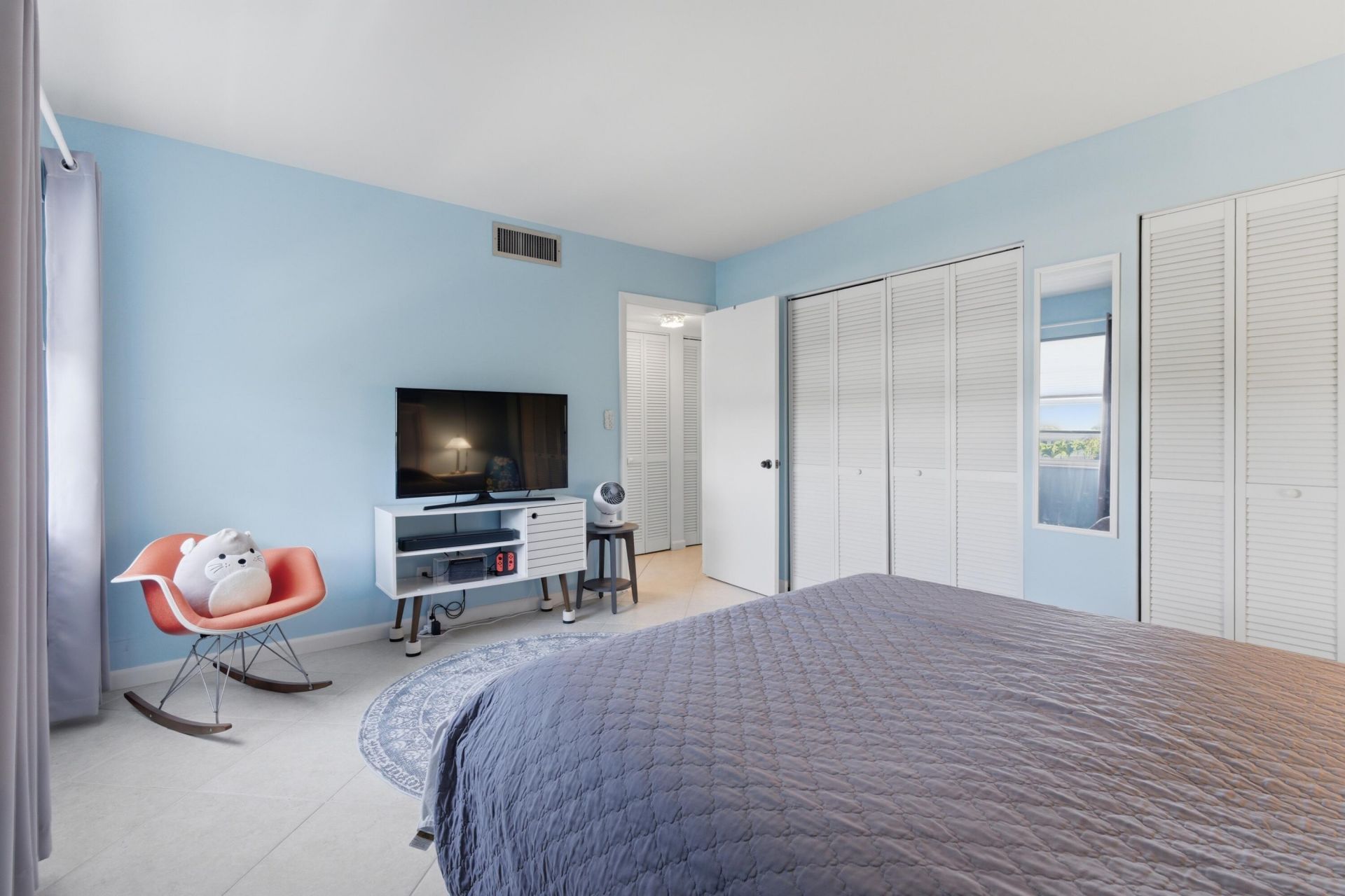 3581 S Ocean Boulevard, Unit Apt 4e, South Palm Beach, FL 33480 Photo
