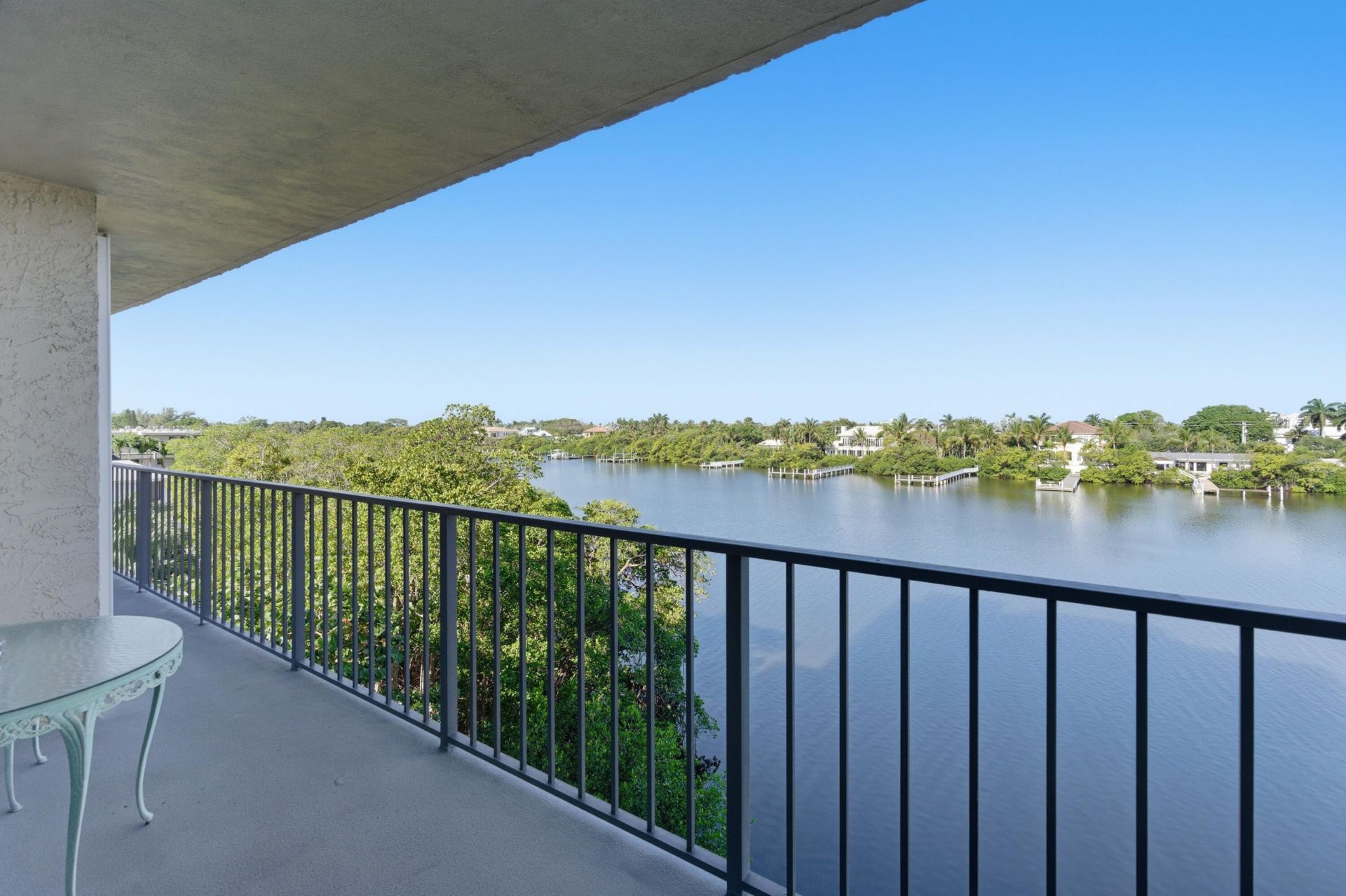 3581 S Ocean Boulevard, Unit Apt 4e, South Palm Beach, FL 33480 Photo