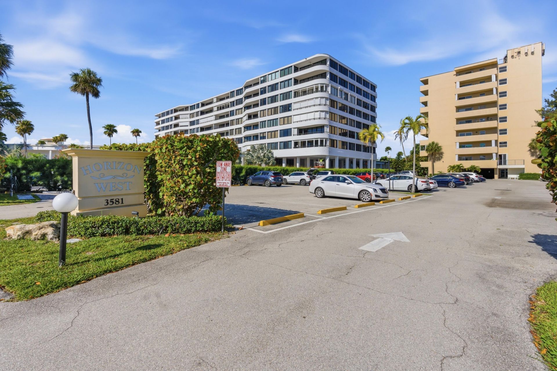 3581 S Ocean Boulevard, Unit Apt 4e, South Palm Beach, FL 33480 Photo