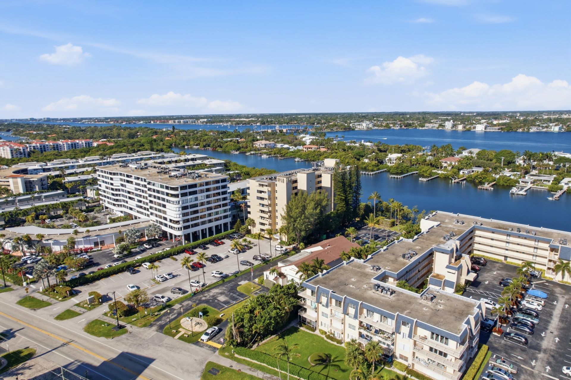 3581 S Ocean Boulevard, Unit Apt 4e, South Palm Beach, FL 33480 Photo