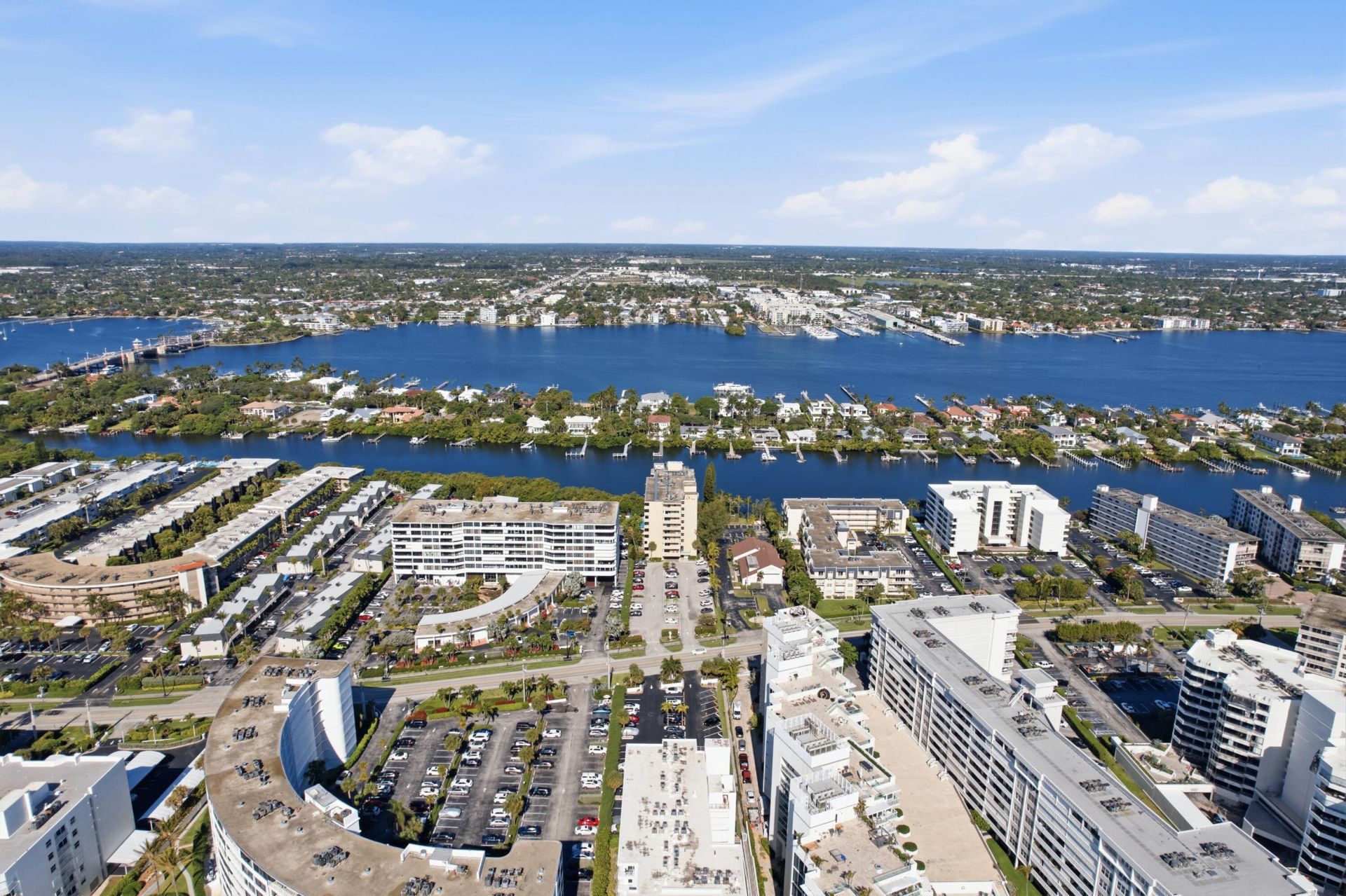 3581 S Ocean Boulevard, Unit Apt 4e, South Palm Beach, FL 33480 Photo