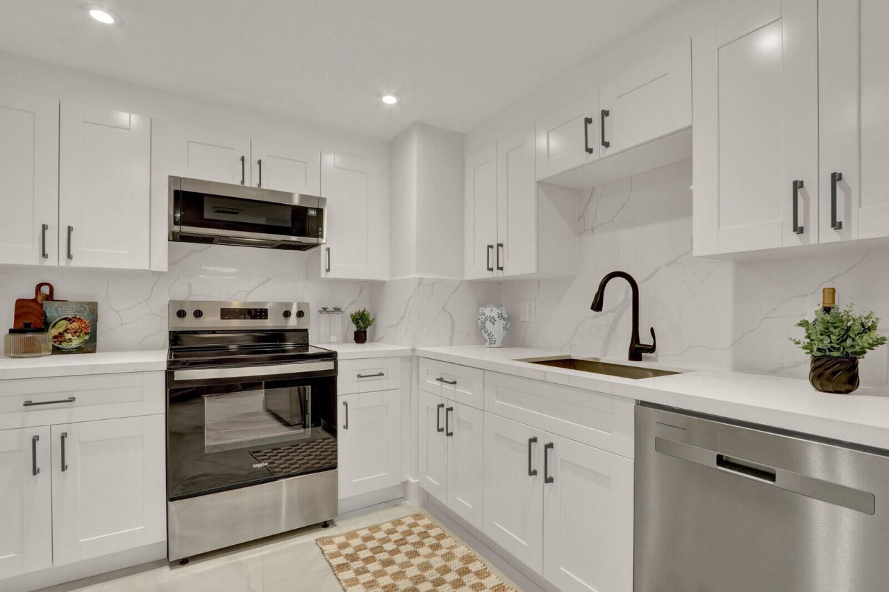 5200 N Flagler Drive N, Unit 905, West Palm Beach, FL 33407 Photo